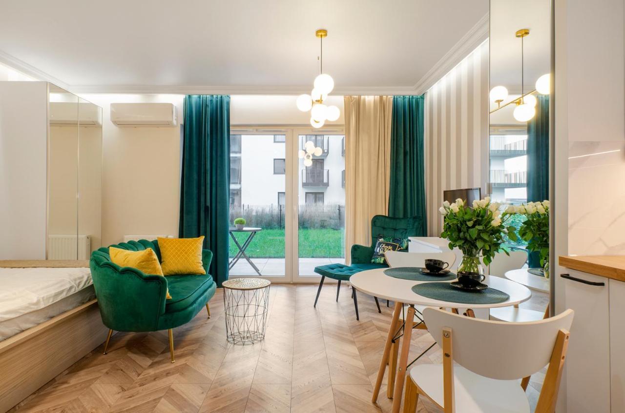Sky Home- Green Apartament -Manufaktura, Bezplatny Parking, Klimatyzacja, Dostep Na Kod Лодзь Экстерьер фото
