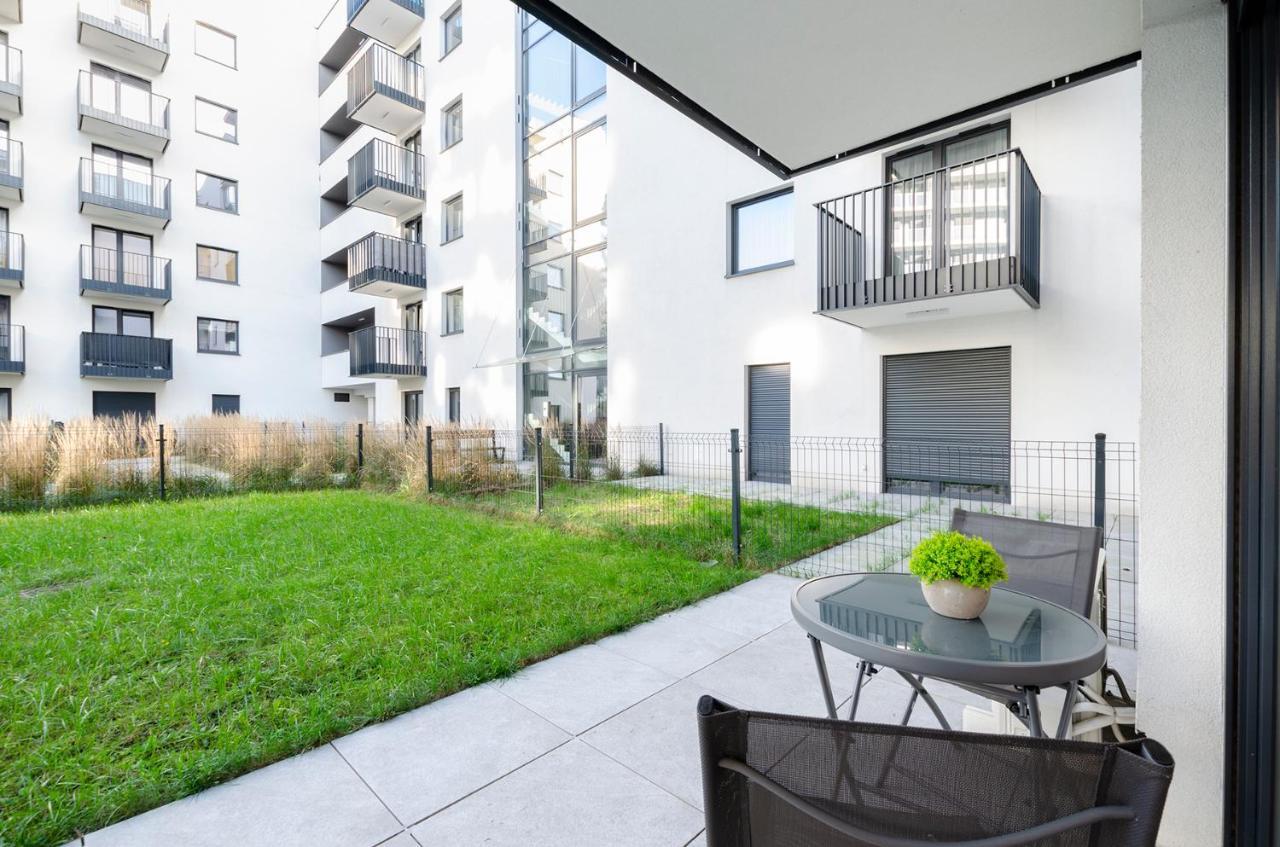 Sky Home- Green Apartament -Manufaktura, Bezplatny Parking, Klimatyzacja, Dostep Na Kod Лодзь Экстерьер фото